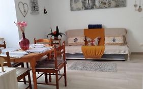 BELLE appartement T2 neuf et en plein centre